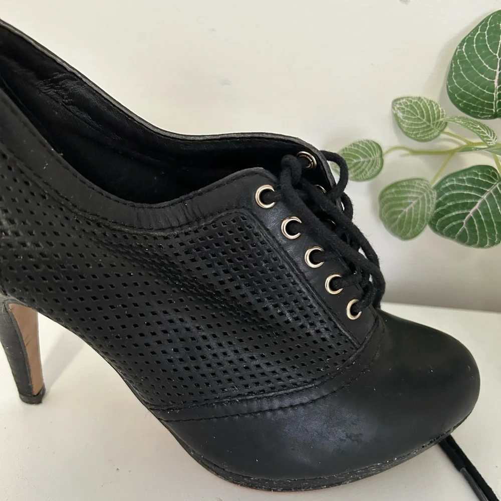 ALDO‎ heels - Picture 8 of 9